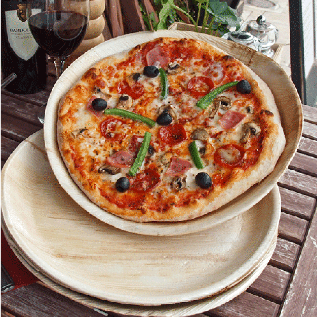 12 Round palm leaf plate with pizza